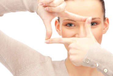 Pick the Best Facial Clinic & Glowing Facial Treatment in Dubai
